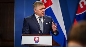 PREMIÉR R. FICO OPÄŤ TELEFONOVAL S PREMIÉROM UKRAJINY O ZASTAVENOM TRANZITE RUSKEJ
			ROPY CEZ UKRAJINSKÉ ÚZEMIE