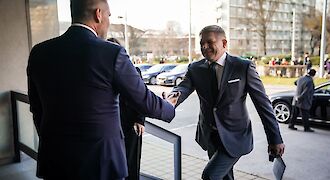 Predseda vlády SR Robert Fico navštívi Handlovú