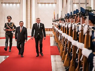 Fotogaléria k článku "Premiér: Slováci budú môcť cestovať do Číny na dva týždne bez víz"