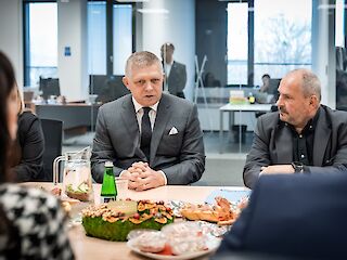 Fotogaléria k článku "Robert Fico: Štátne nájomné bývanie podporované vládou začína byť realitou"