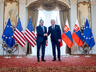 Fotogaléria k článku "Predseda vlády SR Robert Fico rokoval s ministrom zahraničných vecí USA Marcom Rubiom"