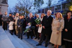 Podpredseda vldy SR pre udsk prva a nrodnostn meniny Rudolf Chmel sa zastnil na odhalen sochy T. G. Masaryka v Bratislave