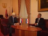 Podpredseda vldy SR pre udsk prva a nrodnostn meniny RUDOLF CHMEL prijal v pondelok 11. oktbra 2010 mimoriadneho a splnomocnenho vevyslanca Chorvtskej republiky TOMISLAVA CARA.