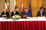 Podpis Protokolu o pristpen k Deklarcii spoloenskej zhody zavies a pouva euro v Slovenskej republike