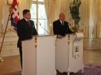 Spolon tlaov konferencia predsedu vldy SR Roberta Fica a prezidenta SR Ivana Gaparovia na tmu Lisabonsk zmluva a euro
