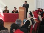 as predsedu vldy SR R. Fica na slvnostnej akadmii pri prleitosti oslv 15. vroia obnovenia innosti Trnavskej univerzity v Trnave.